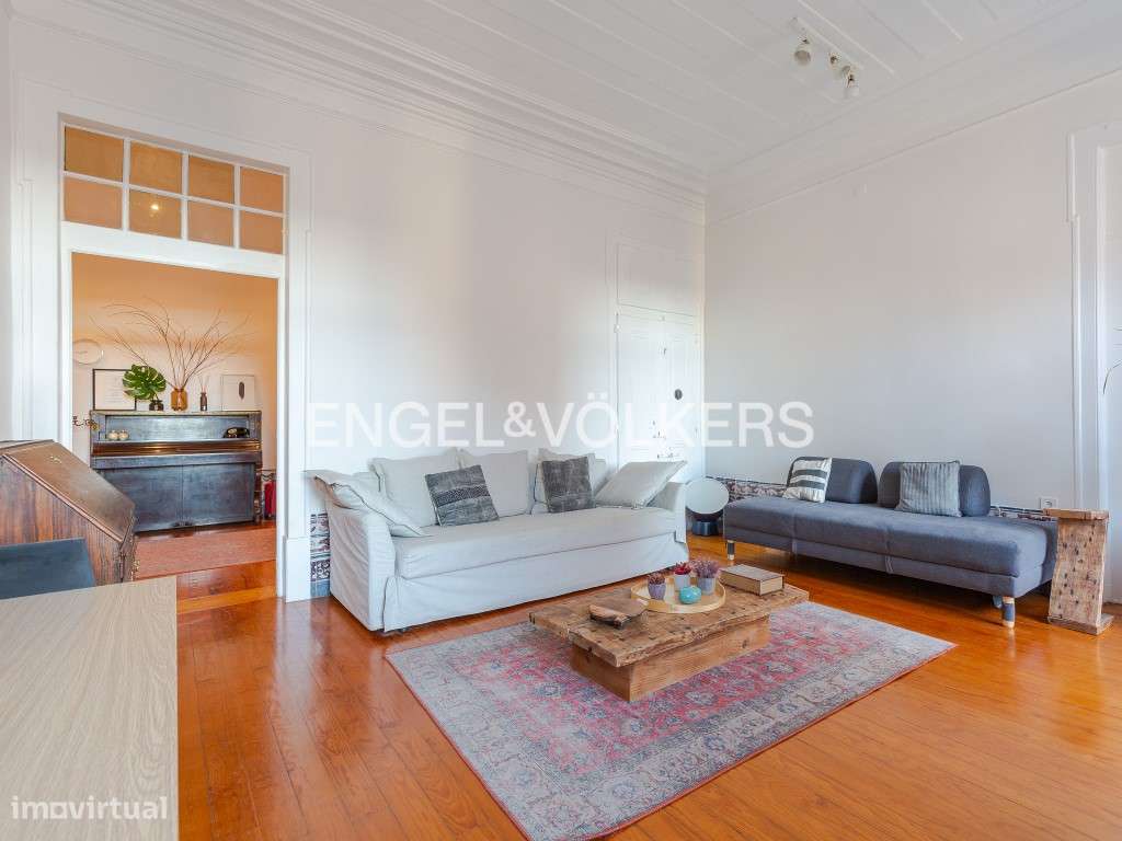 T2 nas Janelas Verdes - Grande imagem: 5/25