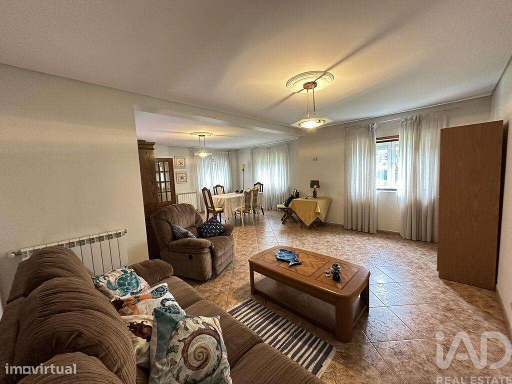 Moradia isolada T3 em Antas de 245 m2 - Grande imagem: 2/40