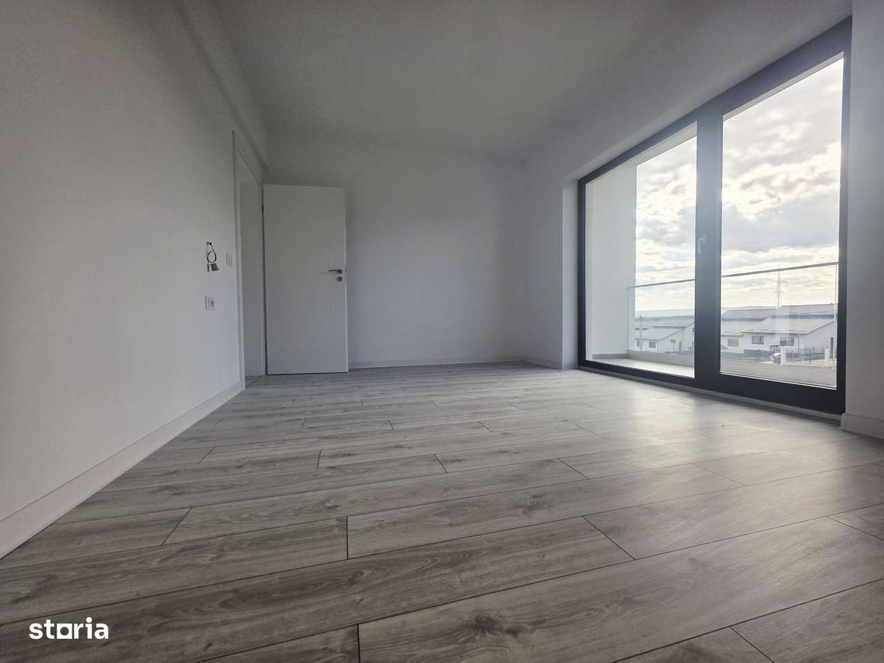 DUPLEX PREMIUM 4 camere 3 băi 160 mp  Miroslava 240.000 EURO-3