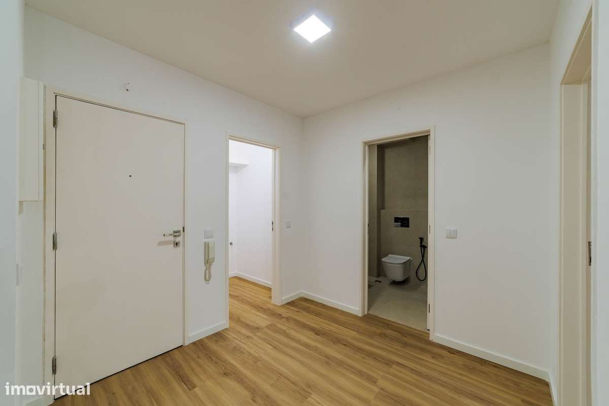 APARTAMENTO T1 | COZINHA EQUIPADA | TERRAÇO | GARAGEM - Grande imagem: 3/13