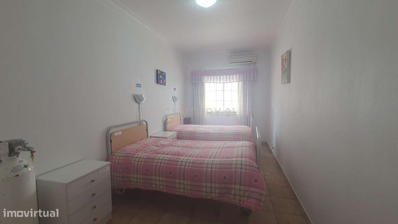 Lar Licenciado e em Funcionamento em Odivelas-7