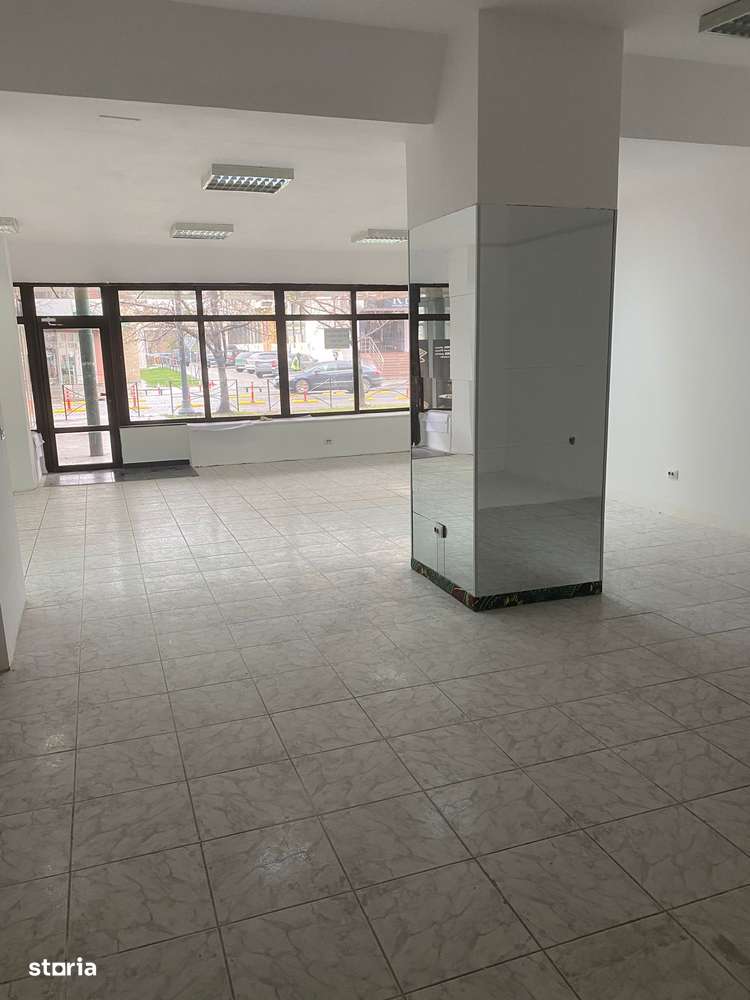VANZARE/INCHIRIERE SPATIU COMERCIAL PIATA UNIRII FOCSANI - Imagine principală: 5/10