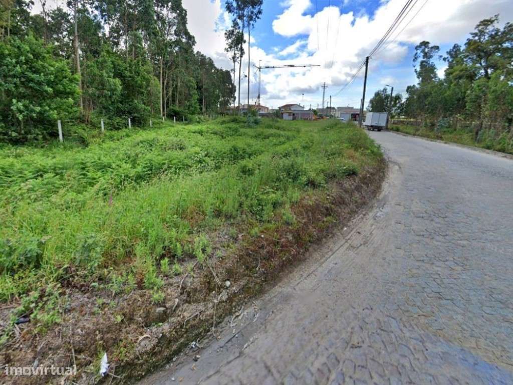 Terreno à Venda em Vilar do Pinheiro - 2.560 m² - Grande imagem: 4/4