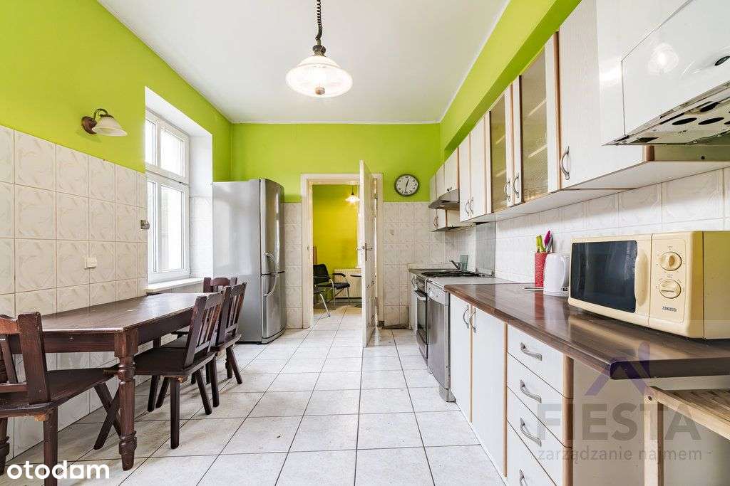 Duże mieszkanie w kamienicy do remontu-4