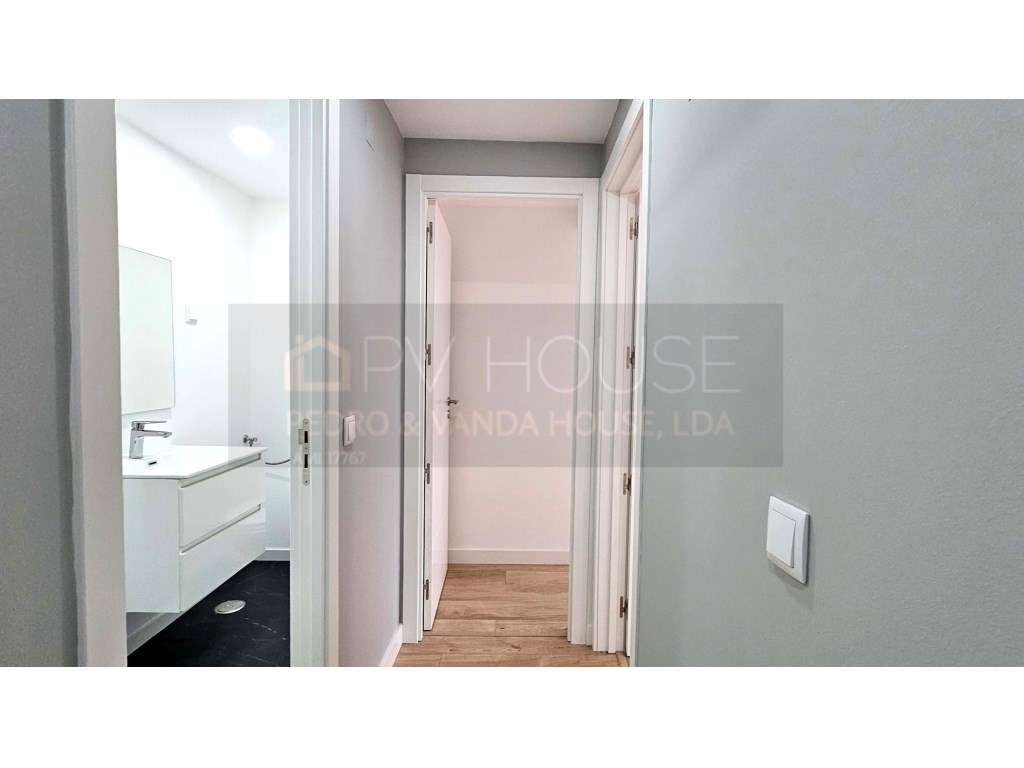 Apartamento T2+1 em Odivelas | Totalmente Remodelado-9