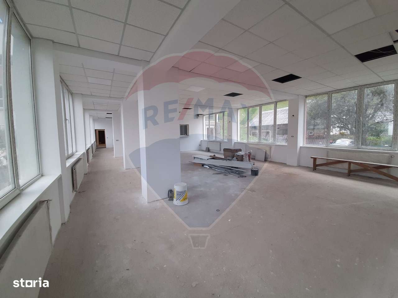 Vila / Pensiune / Camin / Azil seniori, zona superba Moeciu, parcare-6