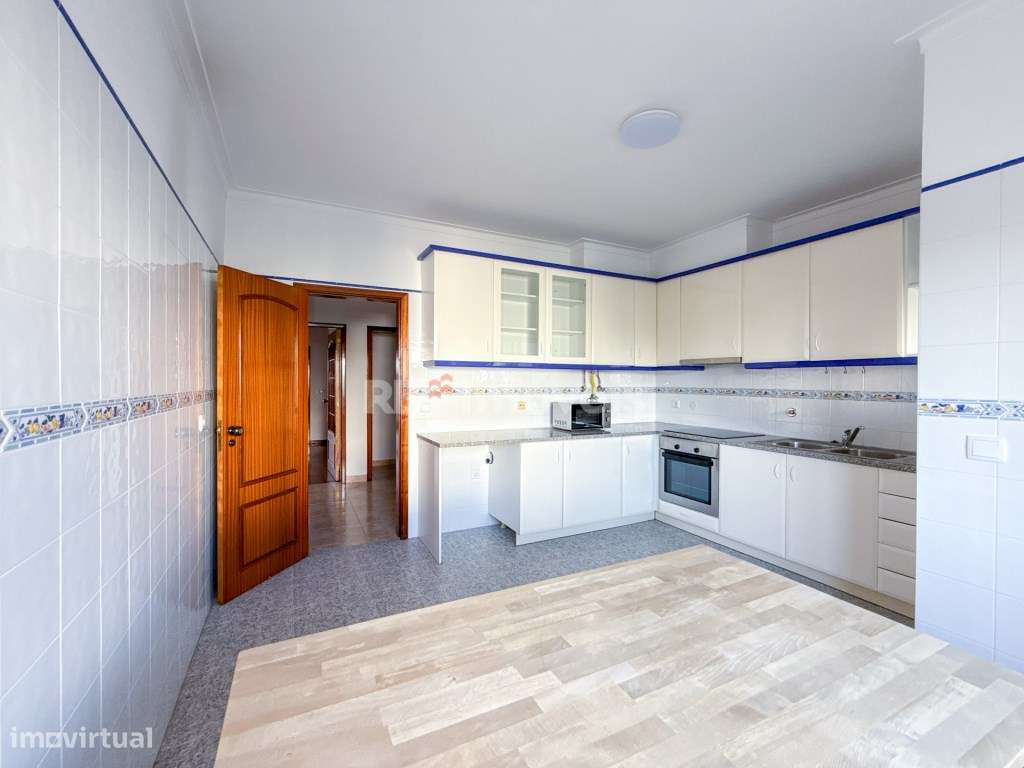 T3 Espaçoso no Entroncamento Conforto, Espaço e Localização Privile...-6