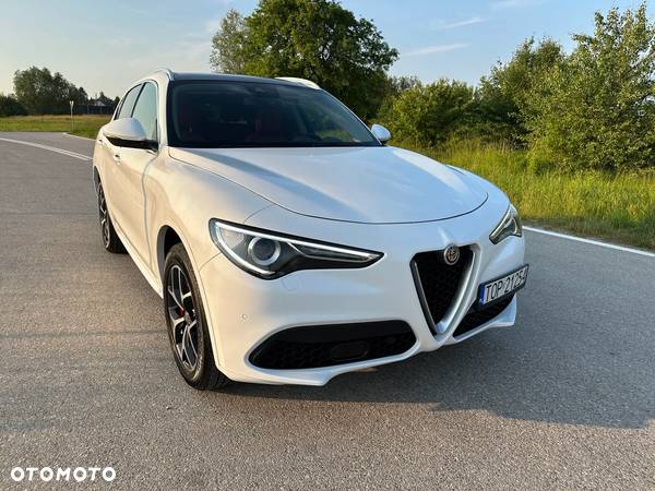 Alfa Romeo Stelvio 2.0 Turbo Veloce Q4 - 2