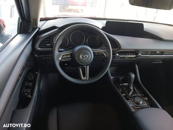 Mazda 3 e-Skyactiv G150 AT MHEV Exclusive-Line - 17