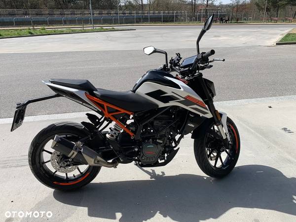 KTM Duke - 1