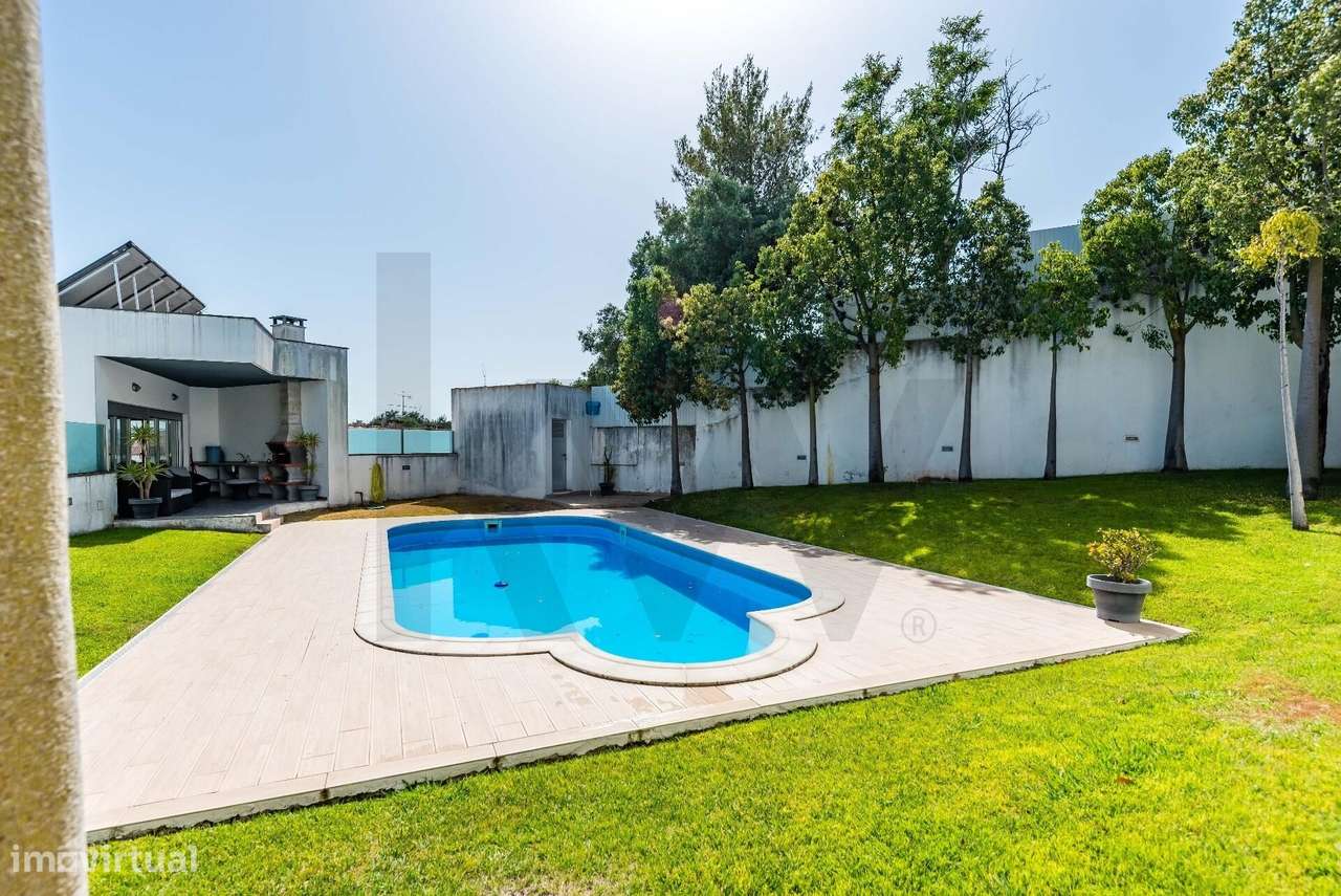 Apart T3 -  Condomínio fechado - Varandas - Piscina - Box para 3 viatu-44