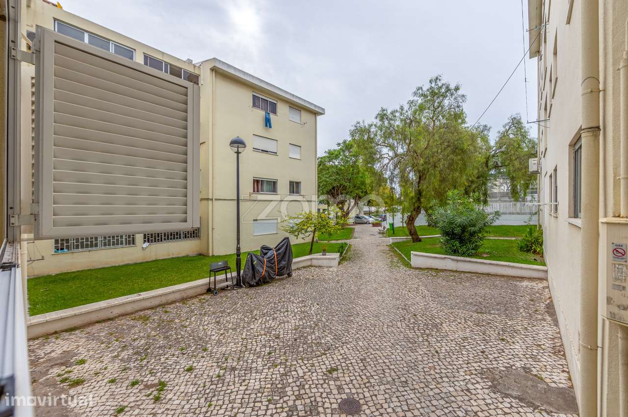 Apartamento T3 Alfragide-18