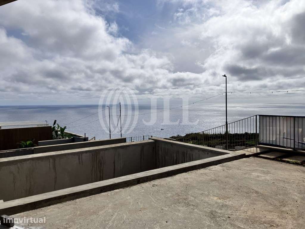 Moradia T3+1 com vista panorâmica sobre o mar, Madeira - Grande imagem: 1/30