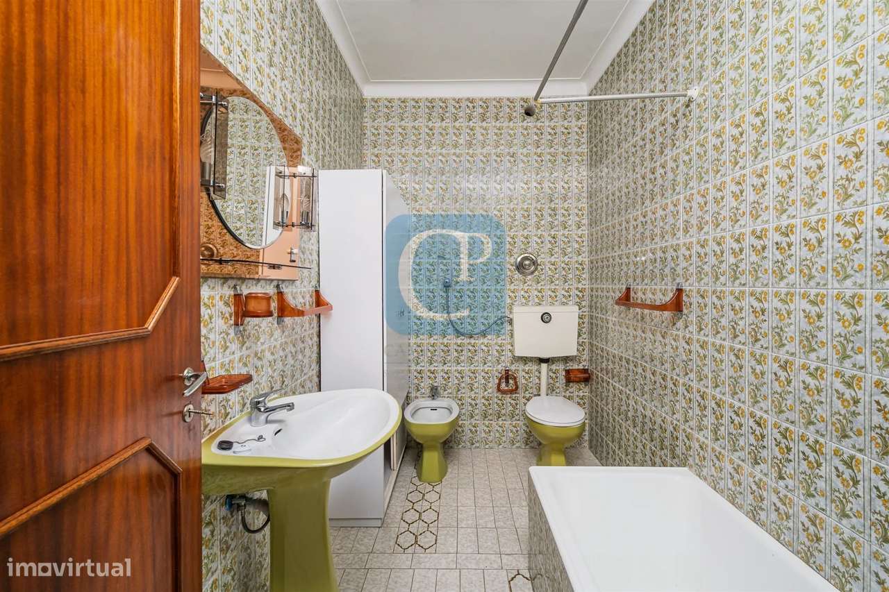 Moradia com dois apartamentos independentes em Vila Nova de Gaia-5