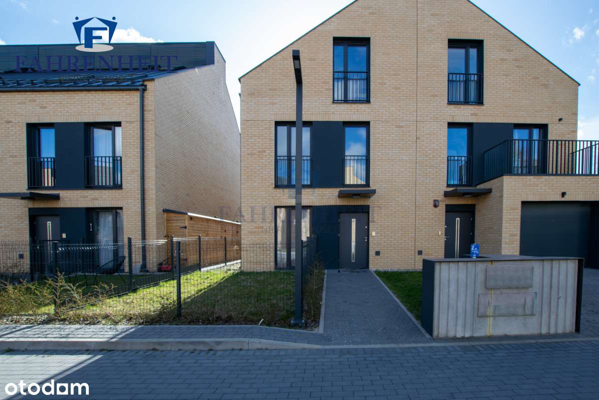 Dom lub 2 lub 3 mieszkania.-0