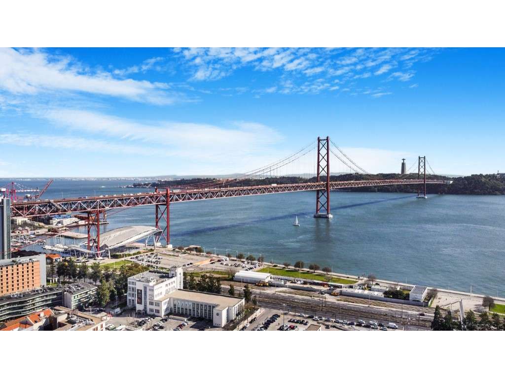 Apartamento T2 duplex junto ao Rio Tejo, em Lisboa-20