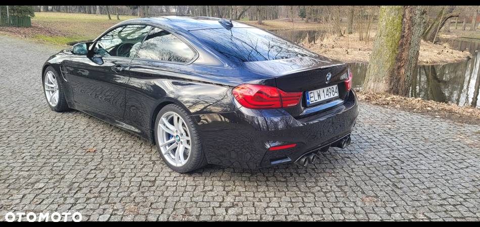 BMW M4 Coupe DKG - 8