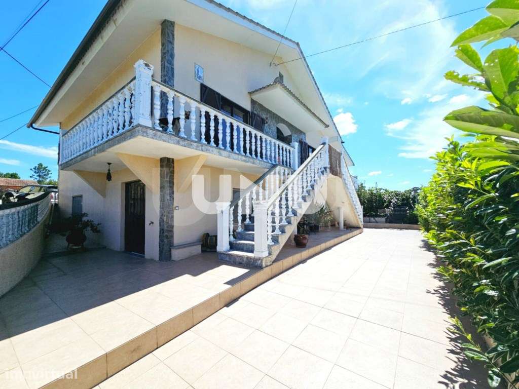 Moradia Isolada T4 - Fantástica Exposição Solar-24