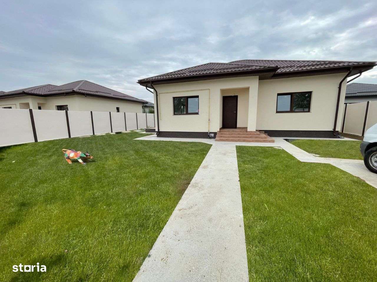 Imobiliare Clinceni Parter 400 m teren 3 dormitoare 2 bai str Viilor - Imagine principală: 1/15