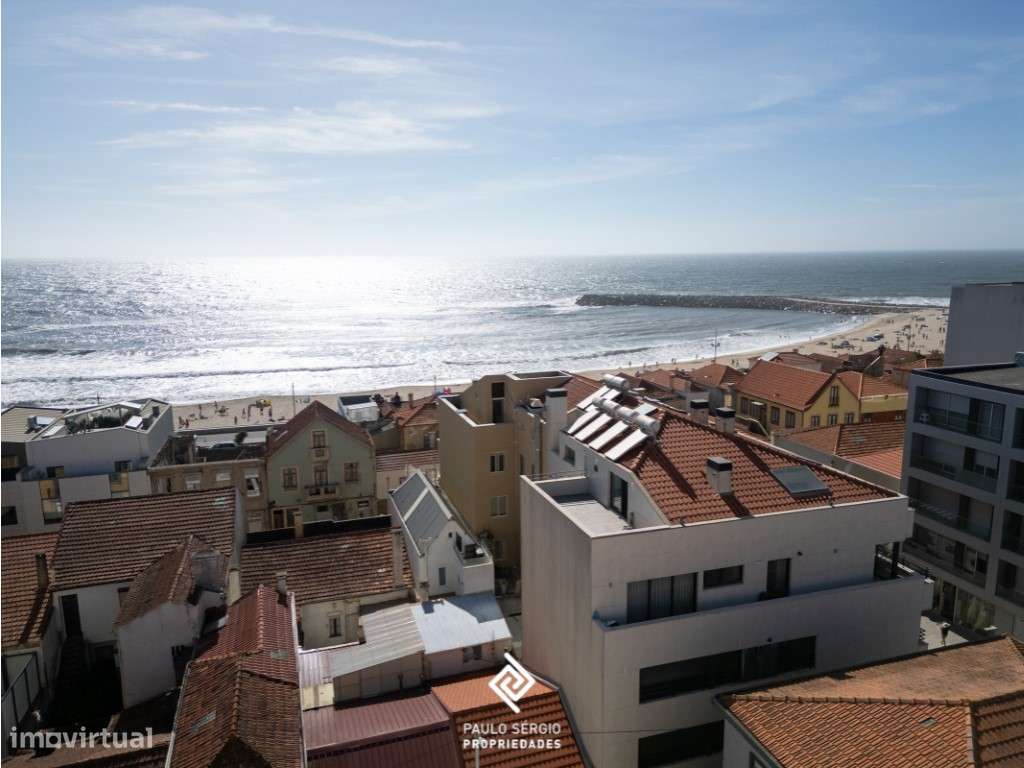 Apartamento T2 Duplex em Espinho-22