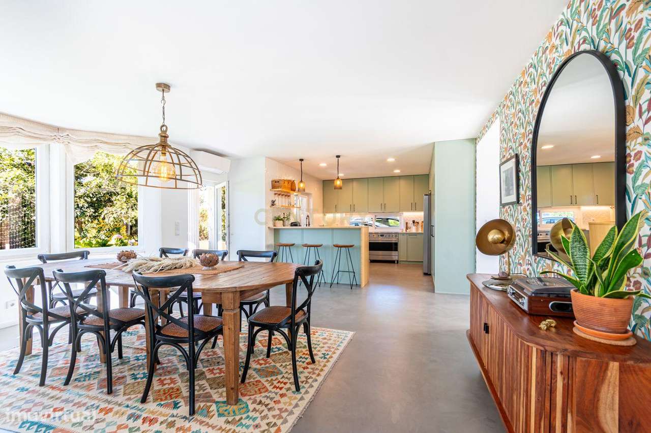 Charme Tradicional • Conforto Moderno • Energia Solar Inteligente (202-7