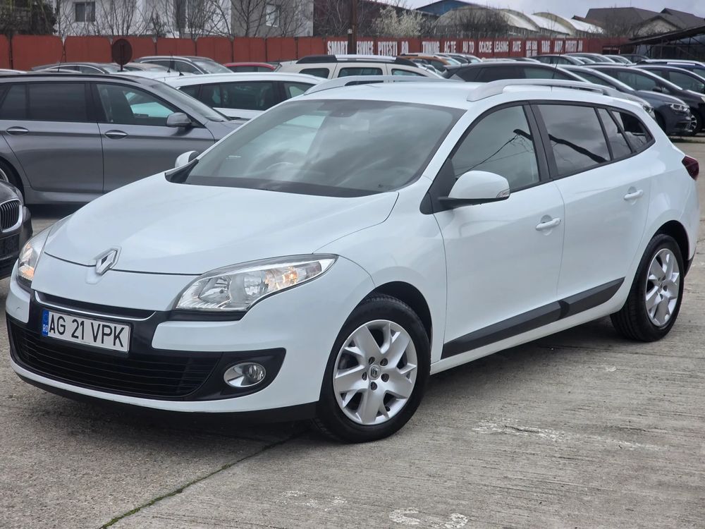 Renault Megane III [2008 - 2016] dCi 110 FAP LIMITED 2013