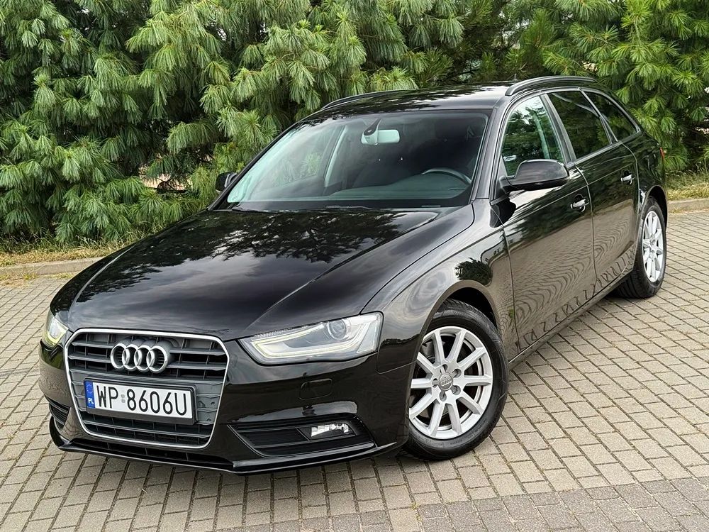 Audi A4 B8 (2007-2015) 2.0 TDI 116g DPF Attraction 2013