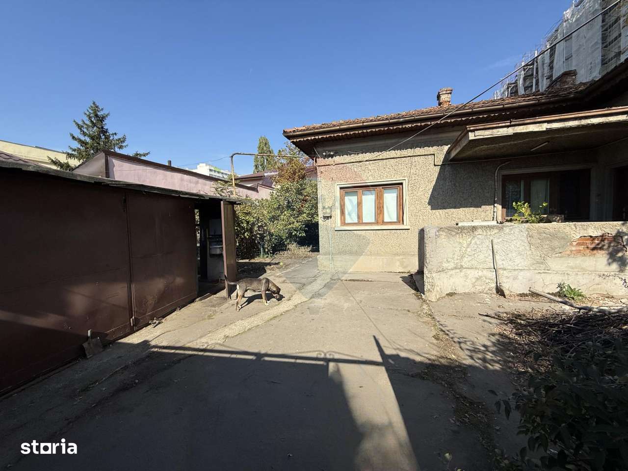 Teren 1100 mp si Casa Strada Luica Sector 4-6