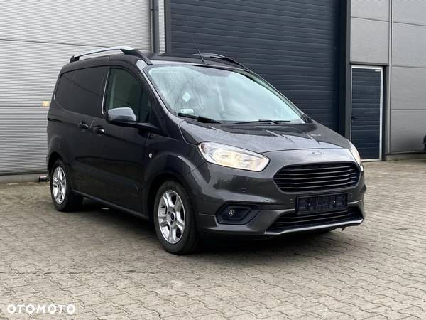 Ford Transit Courier - 3