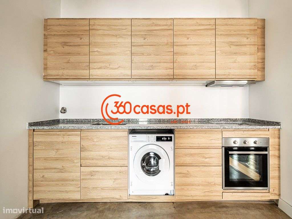 Moradia T2 com terraço e vista parcial para o mar e vista para em Faro - Grande imagem: 5/24