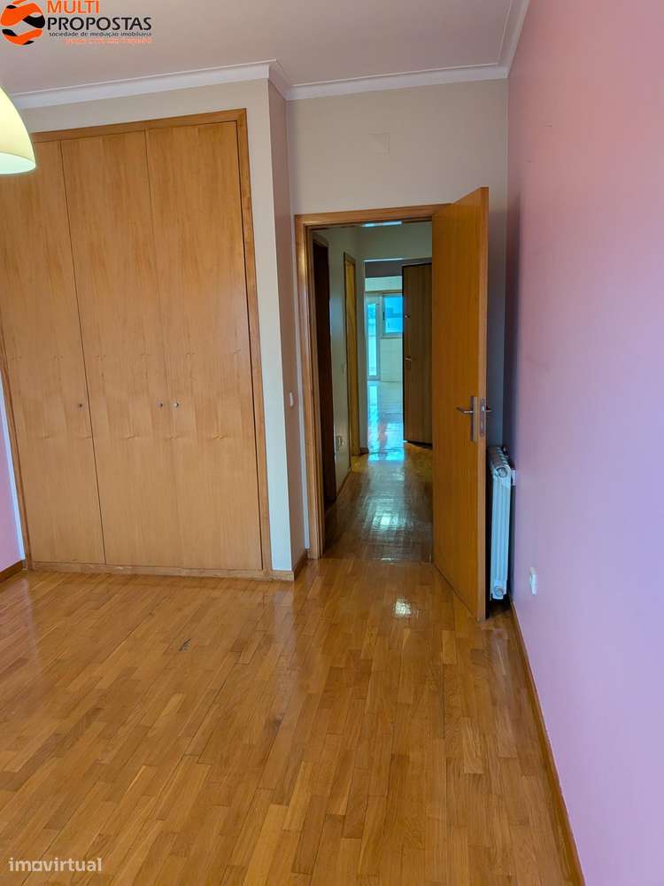 T2 C/ TERRAÇO - S. VICENTE (D.DIOGO)-26