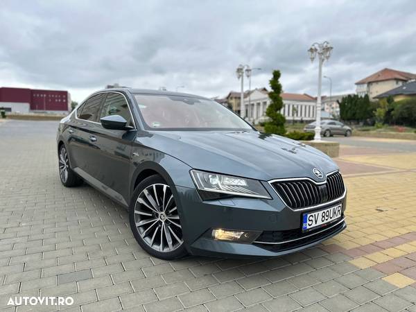 Skoda Superb 2.0 TDI DSG 4X4 Laurin & Klement - 12