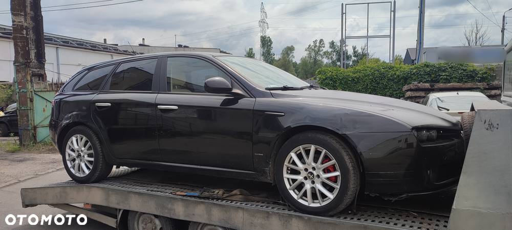 ALFA ROMEO 159 1.9 jtdm WSZYSTKIE CZESCI 802/B SILNIK SKRZYNIA SANKI BELKA WSZYSTKIE INNE Z DEMONTAZU AUTA - 1