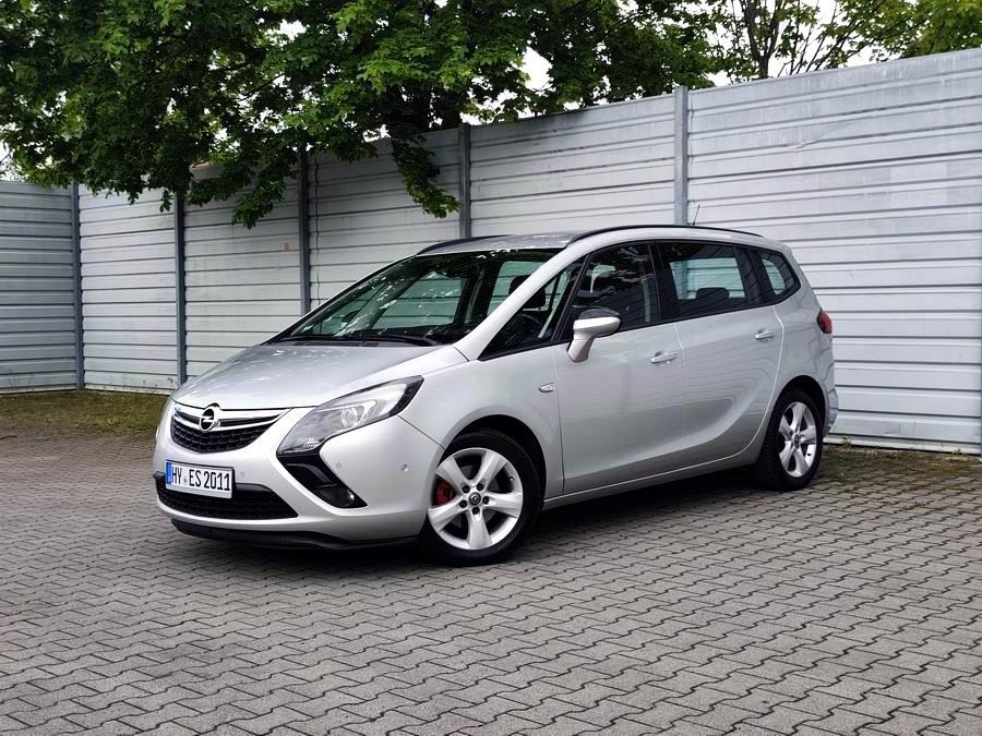 Opel Zafira C 1.4 Turbo Edition 2012