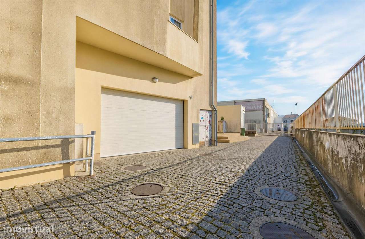 Apartamento T3 com 2 Frentes, Varandas em Vila do Conde-29