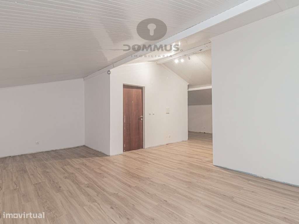 Apartamento T2 Duplex totalmente remodelado-26