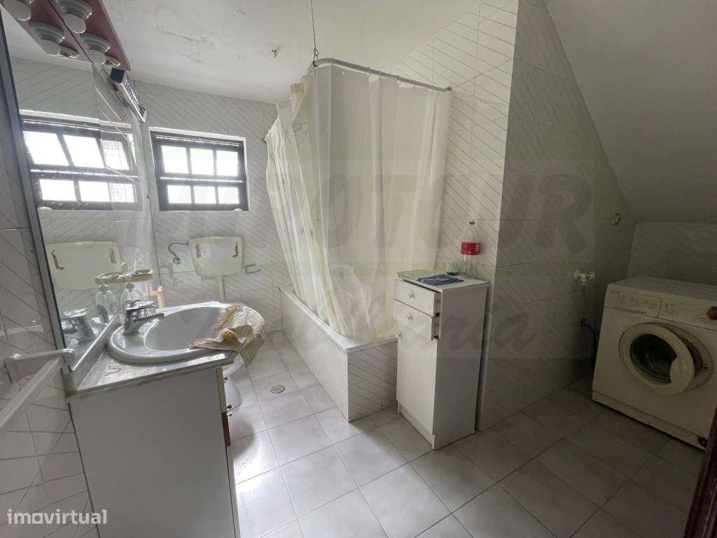 Moradia T3 + 2 - Grande imagem: 4/19