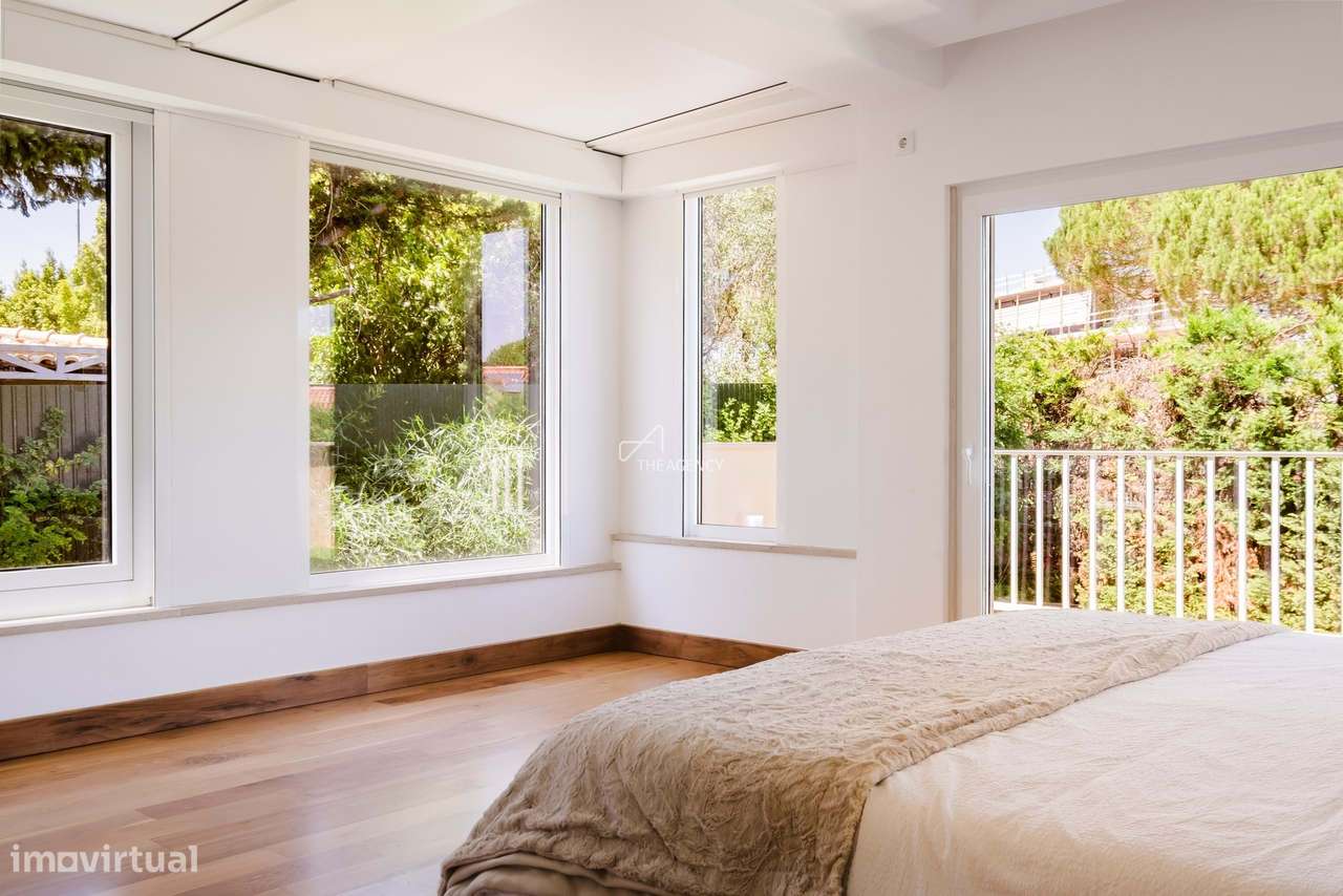 Moradia Exclusiva T5 Isolada – Condomínio Privado de Prestígio em Bice - Grande imagem: 2/36