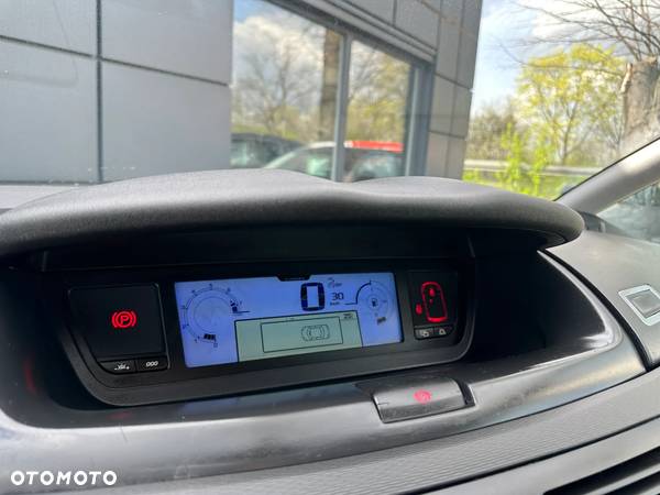 Citroën C4 Picasso 1.8i Impress - 15