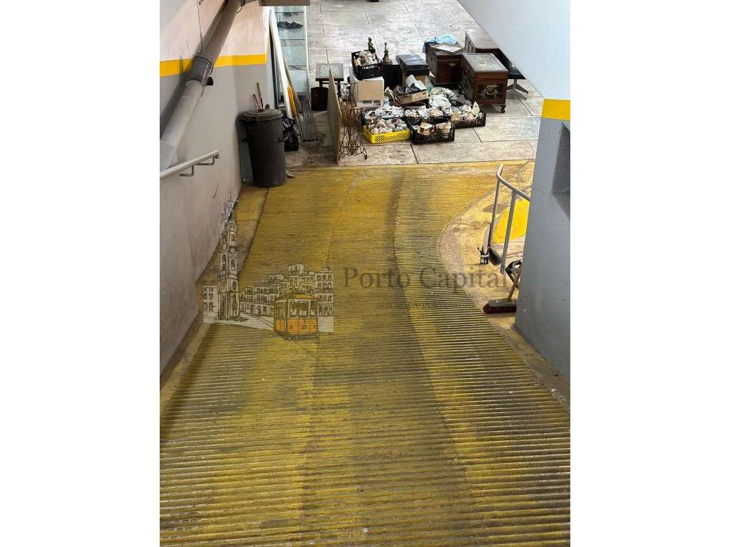 EXCELENTE ARMAZÉM PARA ARRENDAMENTO EM SANTO OVÍDIO - Grande imagem: 5/20