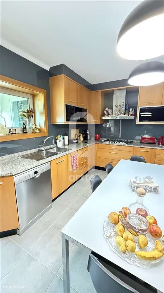 Apartamento T4 de luxo em Oliveira de Azemeis-3