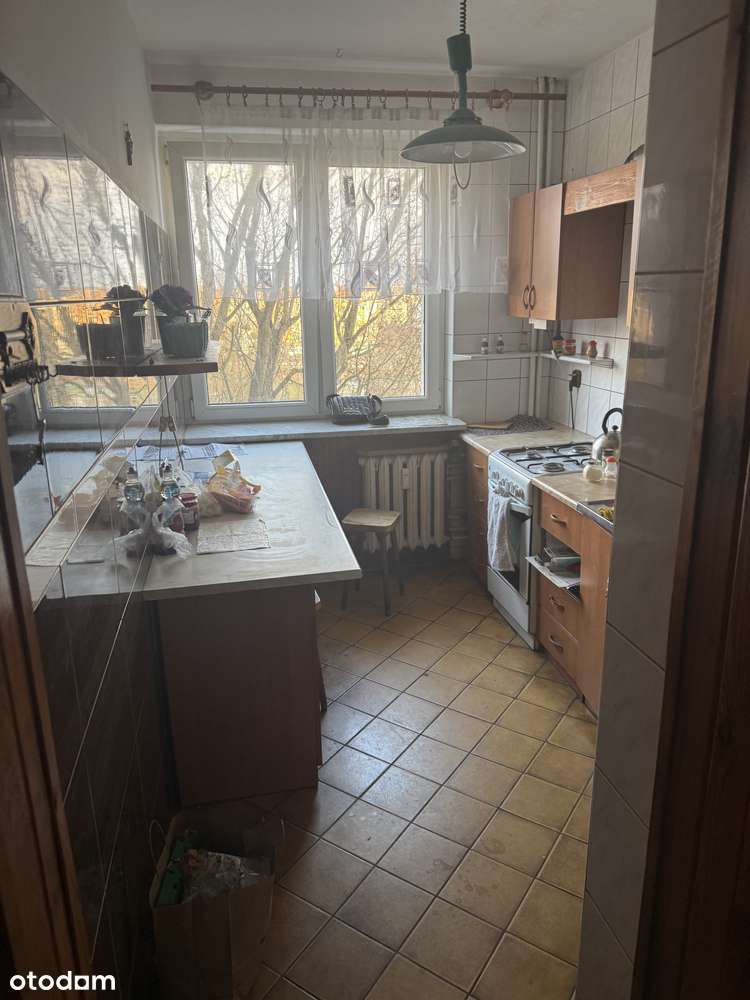 4 pokoje do remontu super cena i lokalizacja przy pętli PST - Pełny obrazek: 4/14