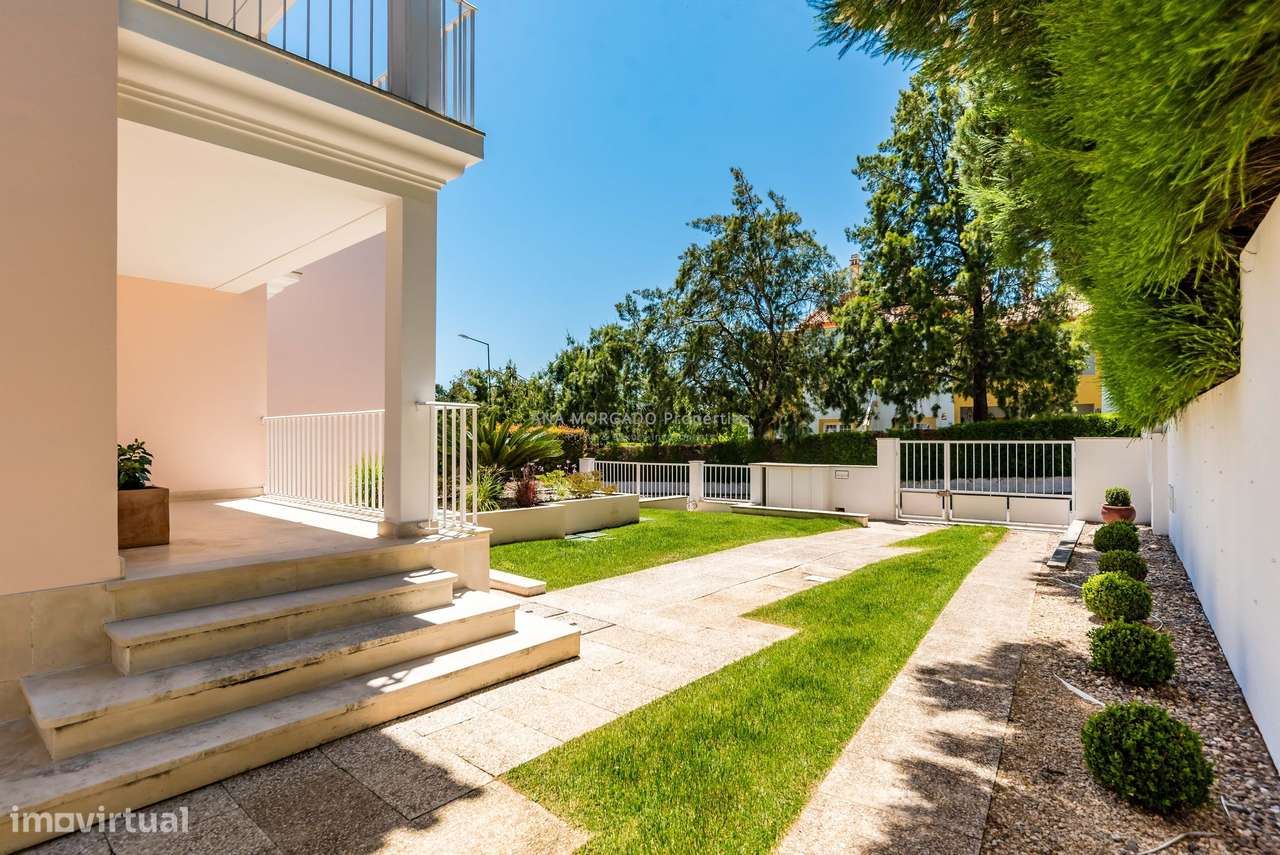 Moradia Familiar com Jardim Privativo, Piscina Aquecida e Vista de Gol - Grande imagem: 3/60