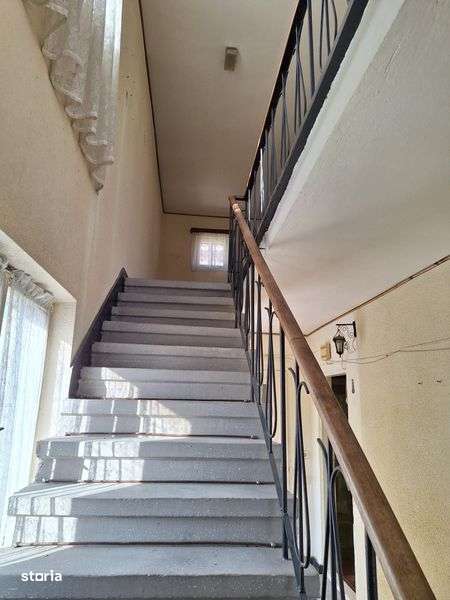 Casa centrala in Piatra Neamt , tip duplex - Imagine principală: 4/8