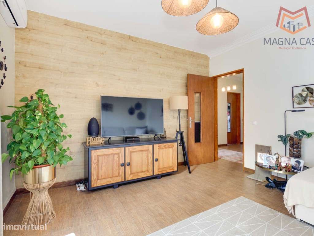 Moradia T10 com logradouro a 5 min da A5, a 7 min de carro da Nova ...-41