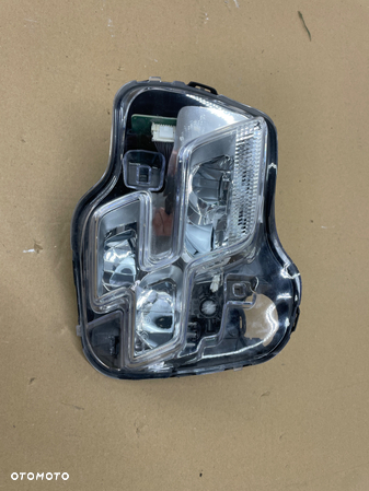 Lampa Przeciwmgielna lewa Clio IV 4 RS - 1