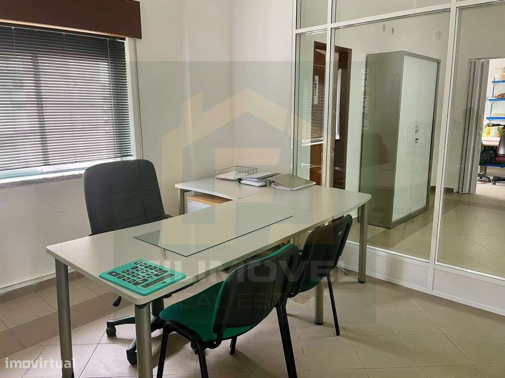 Gabinete para arrendar em Santarém - Grande imagem: 2/2