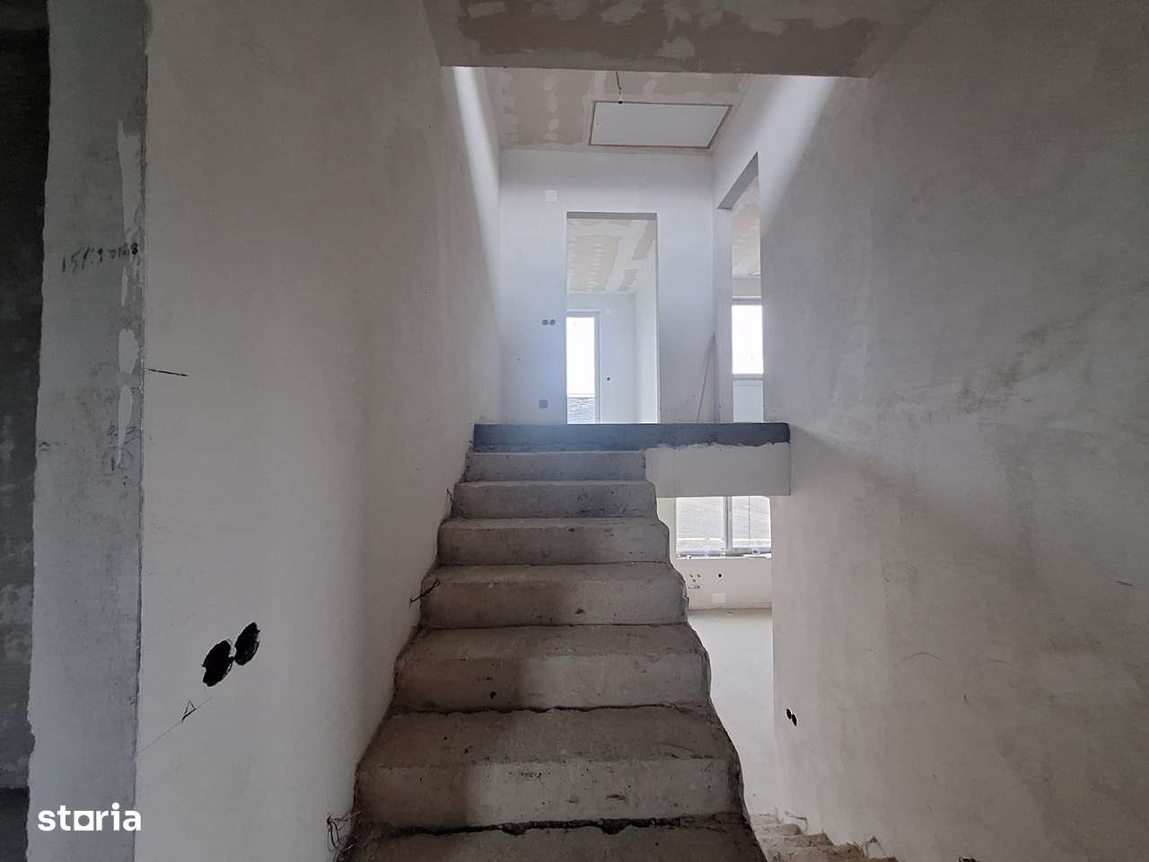 Oportunitate !Casa de vanzare tip Duplex ,Dezmir-8