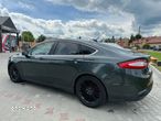 Ford Fusion - 10