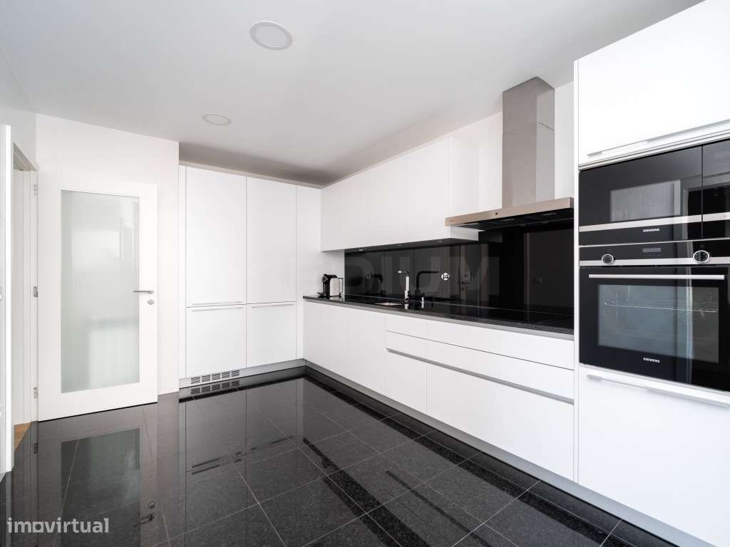 Apartamento T3 - Vista Cidade - Grande imagem: 2/42